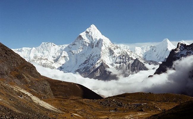 Треккинг к базовому лагерю Эвереста в Непале