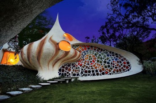 Удивительный дом-раковина Наутилус (Nautilus House) в Мексике