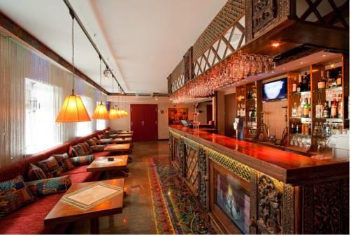 Отель Red Stars Hotel
