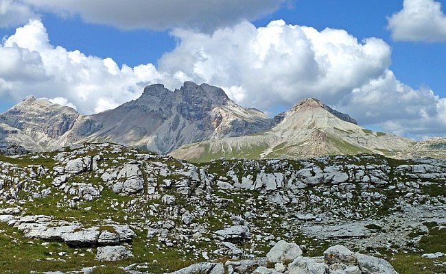 Треккинг тур в Альпах. Итальянские Доломиты.