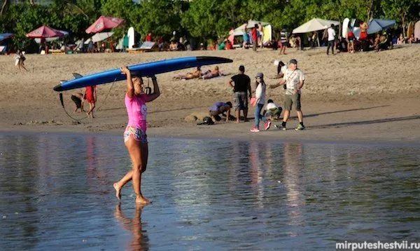 Серфинг на Бали